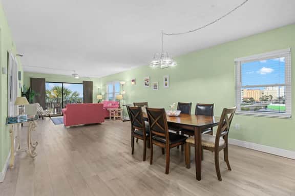 La Coquina 306: Beachside Comfort - 2BD/2BA - Image 4