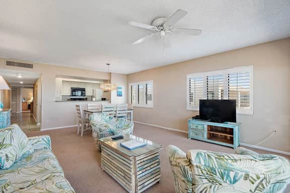 Land's End 11-401: Gulf Front Paradise - 2BD/2BA, - Image 3