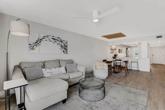 Luxury Bay Front Condo – 2BD 2BA | Unit 14-563 with Stunning Water Views - Image 3
