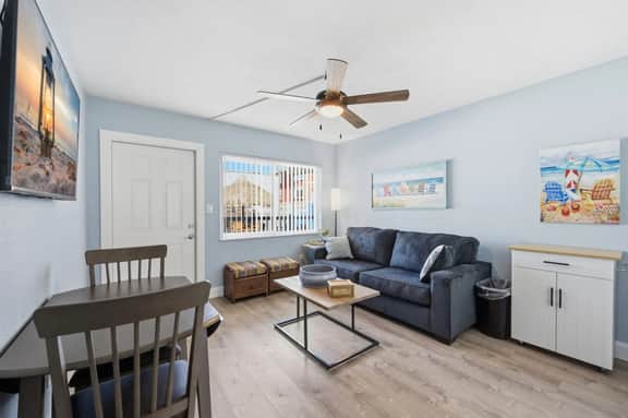 Madeira Beach Getaway – Tropic Breeze 7 Pool View Condo - Image 4
