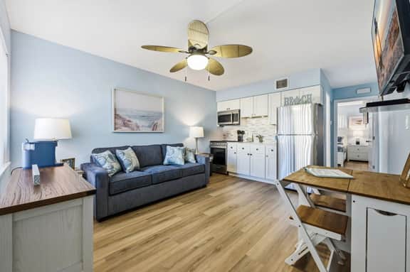 Madeira Beach Tropic Breeze Unit 9 Ground Floor - Image 2