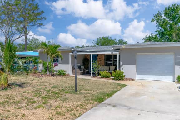 St. Pete Haven: Private 3 Bedroom, 1.5 Bath Home - Image 2