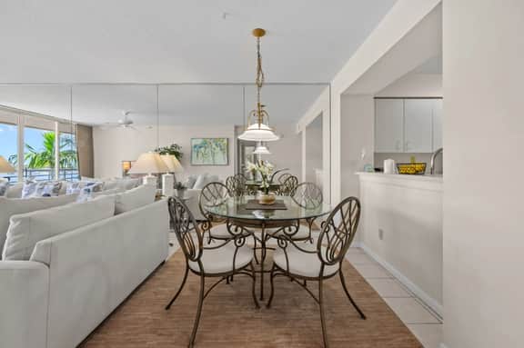 St. Pete Isla Bahia Vista 12-343: 2BD/2BA - Image 5
