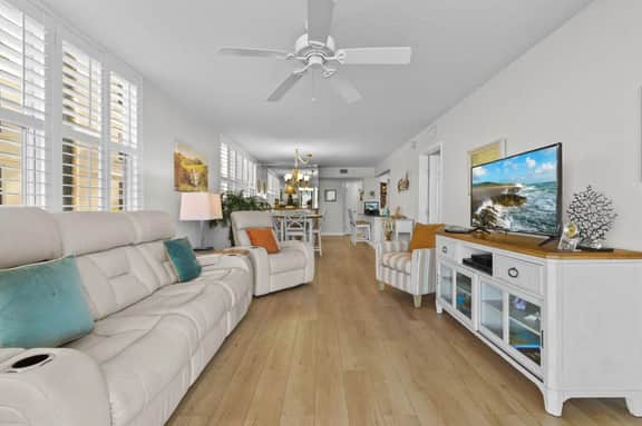 Waterfront Bliss at Bahia Vista 15-172 – Stunning Bay Views! - Image 5