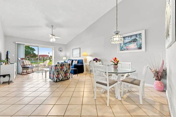 2BR/2BA Condo – Vista Verde East 3-219, Isla Del Sol, St. Pete FL - Image 2
