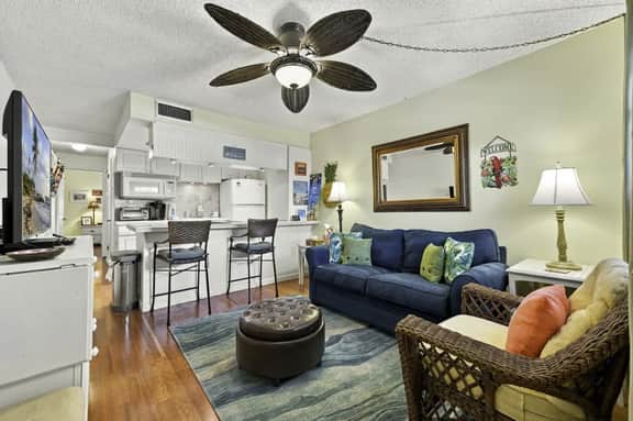 Sunset Cove 28S | Steps to Sunset Beach, Pool & Waterfront Dock - Image 3