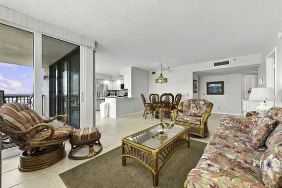 Bay Front Serenity: 4th Floor 2BD/2BA at Isla Del Sol P-406 - Image 2
