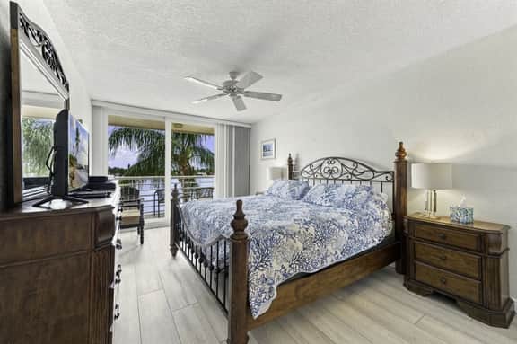 Bahia Vista 14-462 Bay Front 2 Bedroom - Image 3