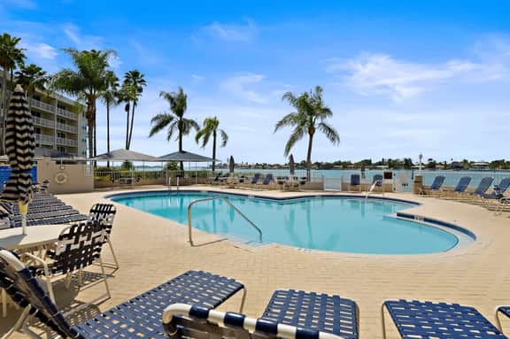 đ´ NEW LISTING! Stunning Bay Views & Don CeSar Views | Bahia Vista 9-317 - Image 2