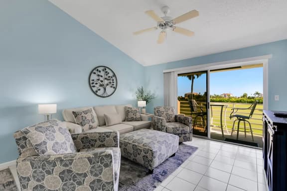 2nd Floor Vista Verde North Newly Renovated Unit 216 - Image 1