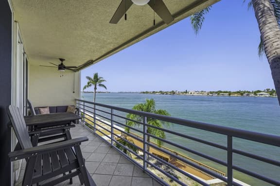 Absolute Coastal Elegance on the Bay | Gorgeous Bahia Vista Getaway - Image 1