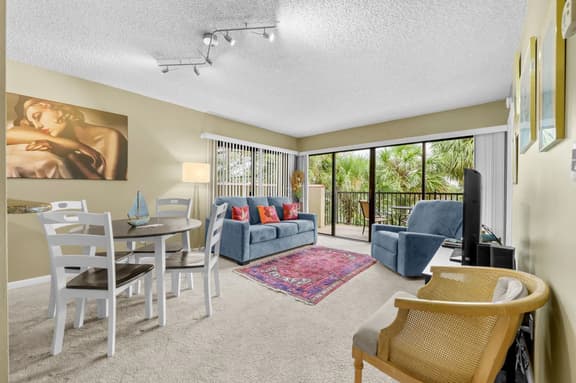 Coastal Living in Treasure Island – 1BR Bayfront Escape - Image 1