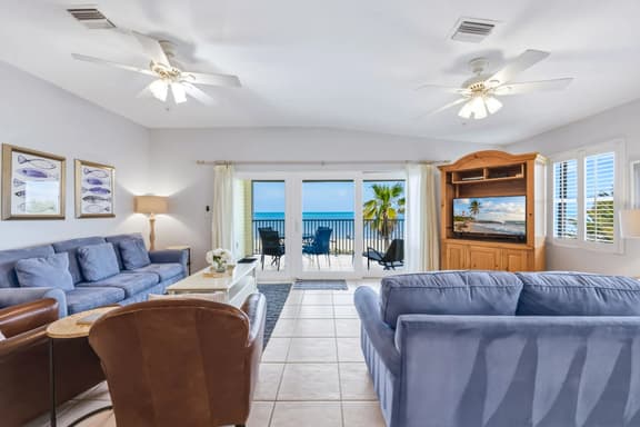 Family-Friendly 3BR Beachfront Retreat | Indian Rocks | Sea Side #202 - Image 1