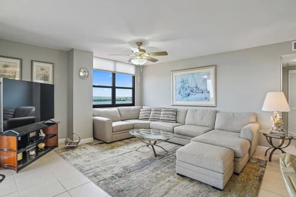 Penthouse Paradise with Amazing Views: 2BD, 2BA O-803 - Image 1