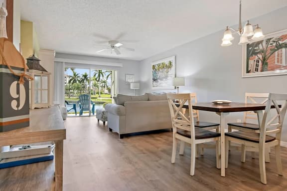 St Pete Isla Vista Verde E 2-111 Pond View! 2/2 - Image 1