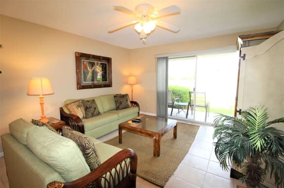 St Pete Isla Vista Verde West 1-104 2/2 Ground - Image 1