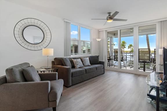 Top Floor Corner Unit| Bahia Vista 8-509|2/2 - Image 1