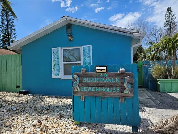 Treasure Island Beach House | Walk to the Sand - Image 1