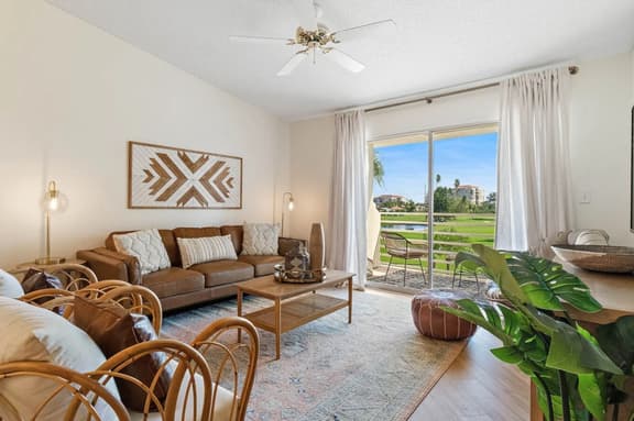 Updated 2 Bedroom Isla Del Sol Vista Verde North 6-240 - Image 1